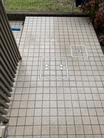 玄関タイルの清掃後