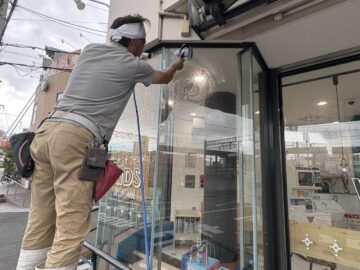 コインランドリーの掃除